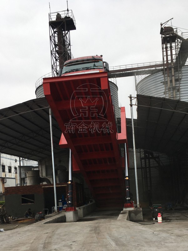 后翻卸車機(jī)-淺基礎(chǔ)型